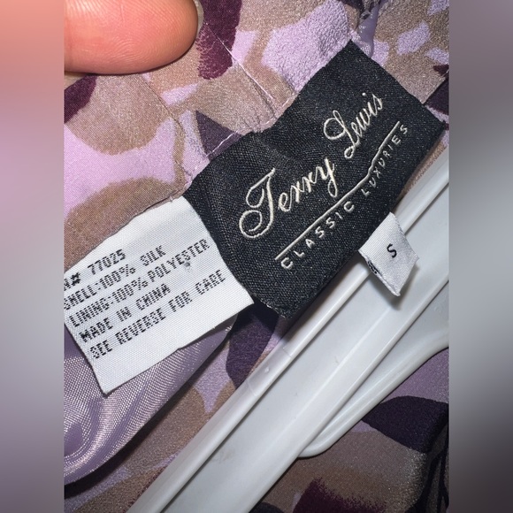 💜 NWT! 100% SILK Purple Leaves Skirt - Picture 2 of 4